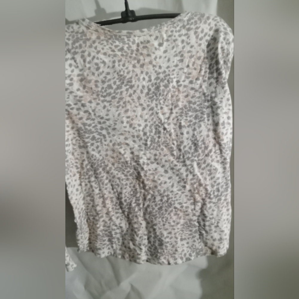 Shirt - Picture 2 of 2